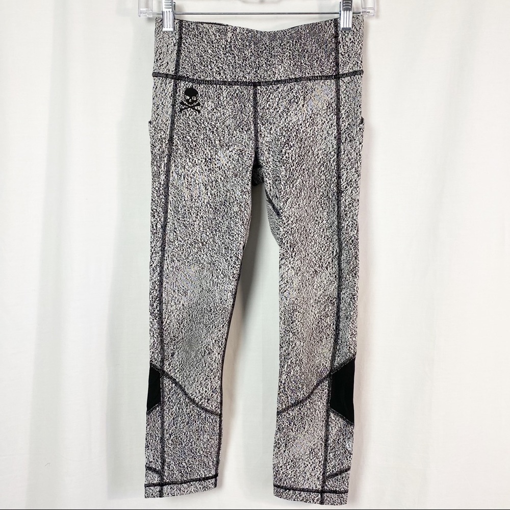 Lululemon Soul Cycle Collab Black White Asphalt Crop Leggings 4